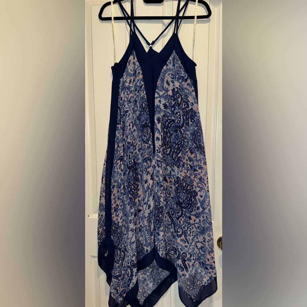 Boston Proper Boho, handkerchief hem, beachy Paisley Midi Dress NWOT - Picture 2 of 7